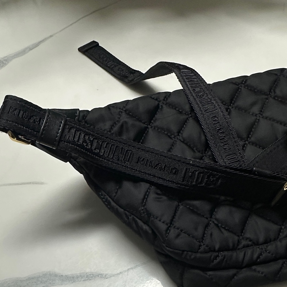 Moschino Black Quilted Nylon Belt Bag with Gold Lettering. Travel in Style - Picture 10 of 17